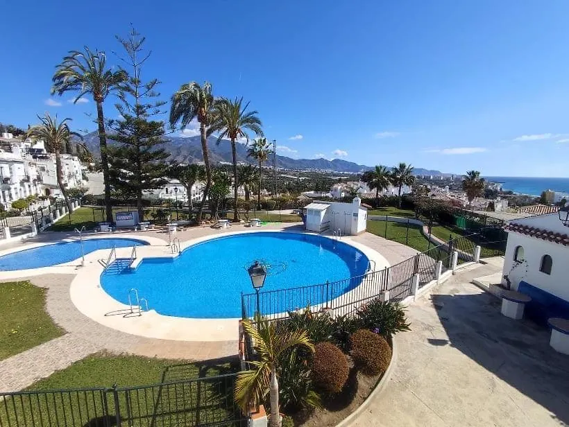 Beautiful 4 Bedroom Town House In Punta Lara نيرخا 0*,  إسبانيا