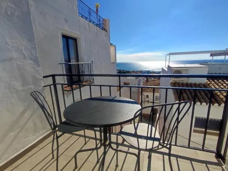 Beautiful 4 Bedroom Town House In Punta Lara 内尔哈